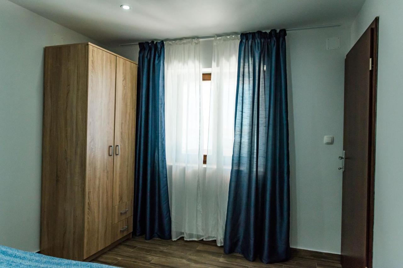 Toto Appartement Lukovo Šugarje Buitenkant foto