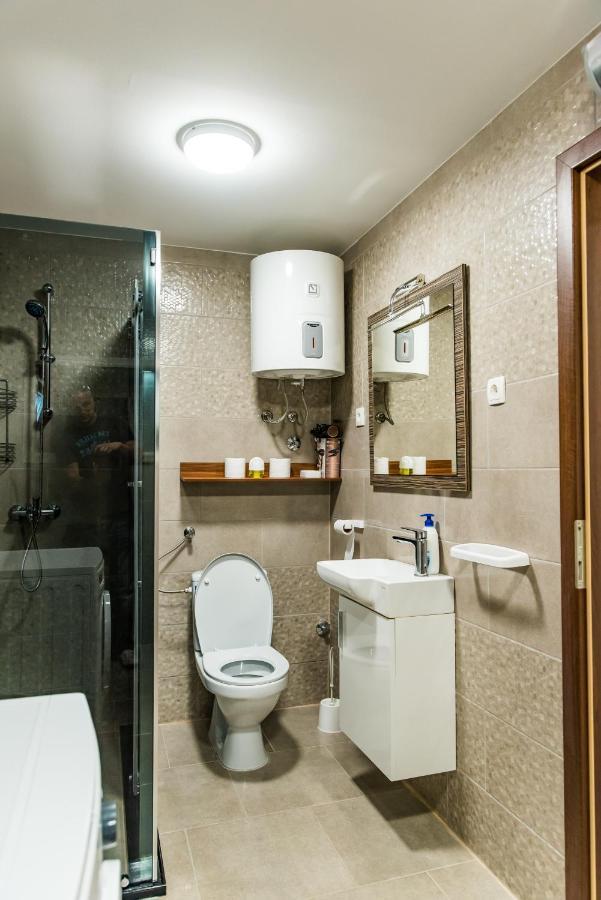 Toto Appartement Lukovo Šugarje Buitenkant foto