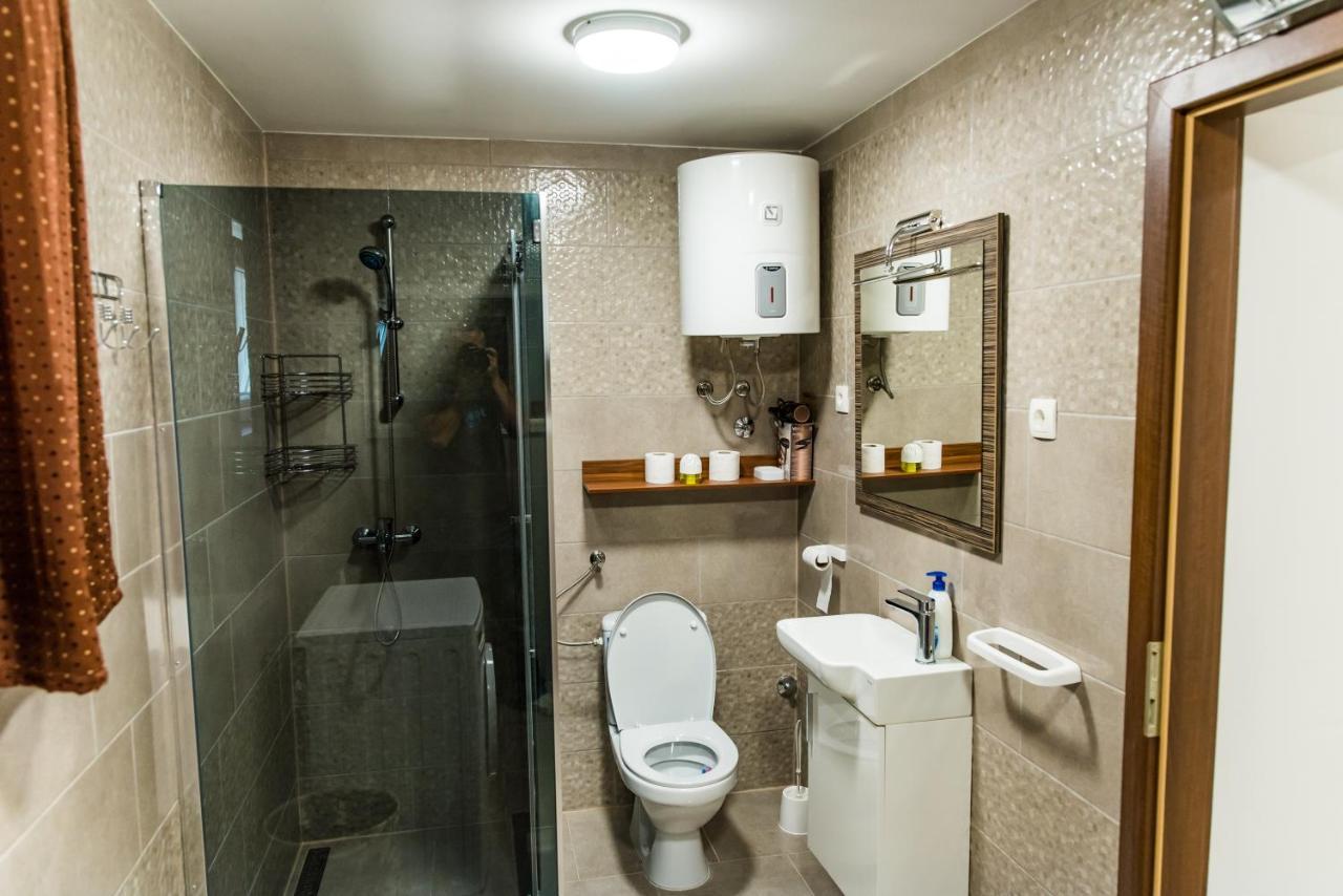 Toto Appartement Lukovo Šugarje Buitenkant foto