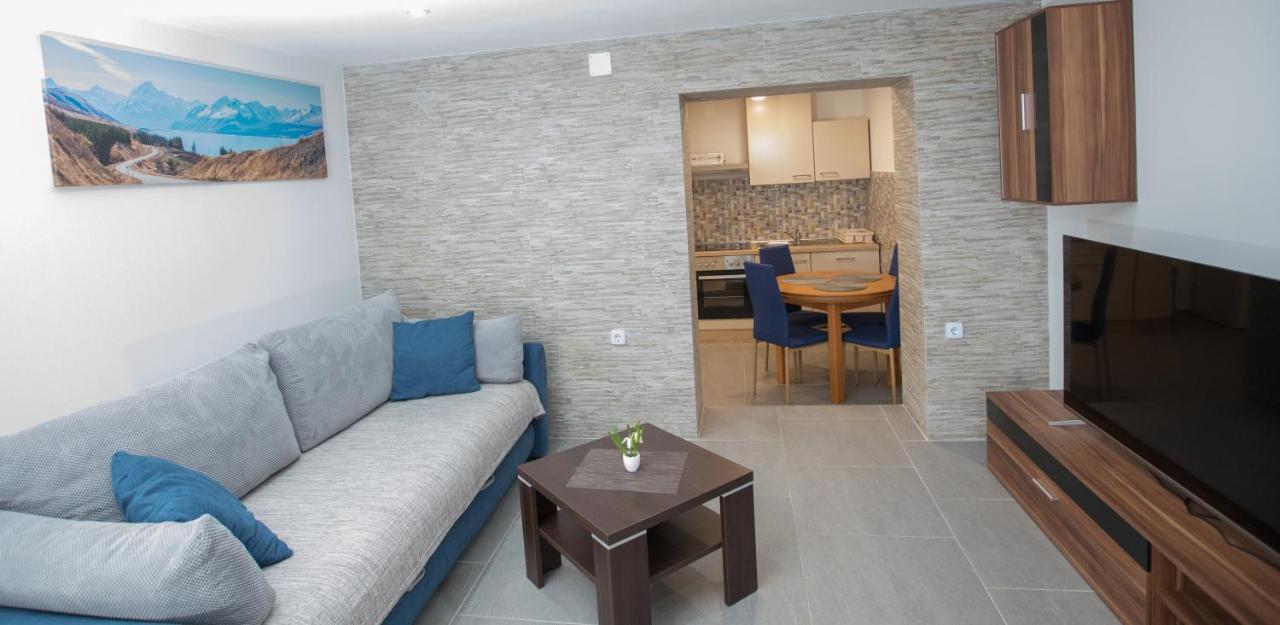 Toto Appartement Lukovo Šugarje Buitenkant foto