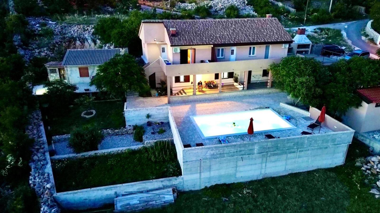 Toto Appartement Lukovo Šugarje Buitenkant foto